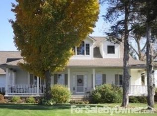 N7154 High Cliff Rd, MENASHA, WI 54952