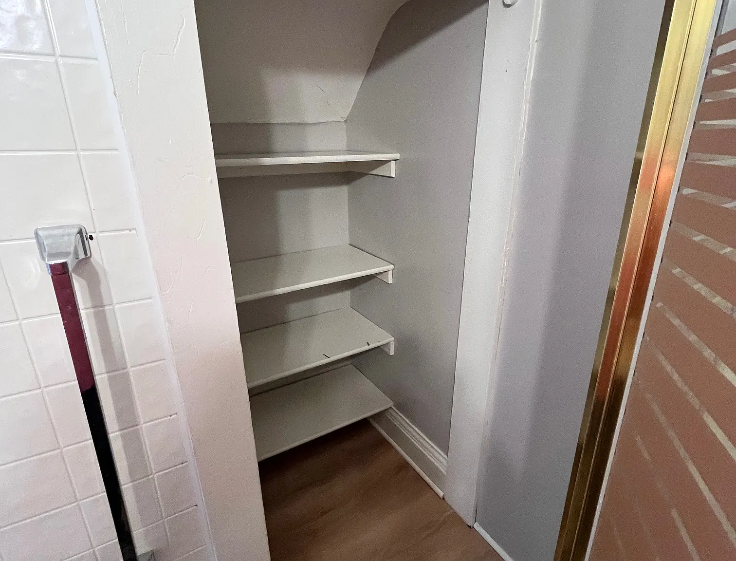 2 bed, 700 sqft, $675 — Photo 4