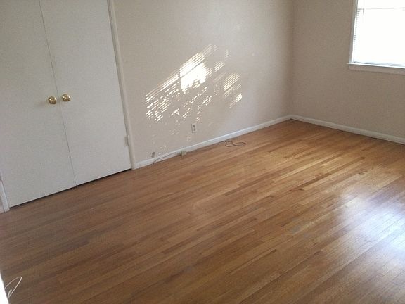 5th image of 353 E Orlando Way