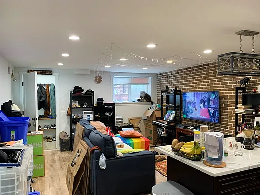 Rented by Barbara Puccia Realty LLC | media 3