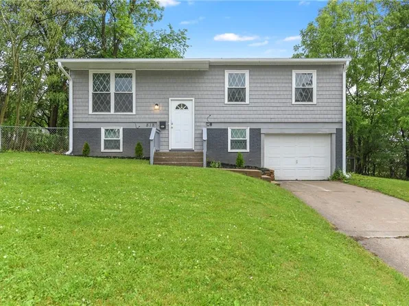 818 N Wigwam Trl, Independence, MO 64056