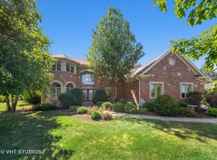 9595 Player Ct, Crystal Lake, IL 60014