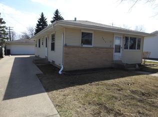 2617 27th St, Kenosha, WI 53140