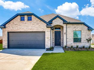 1213 Stagecoach Trl, Justin, TX 76247