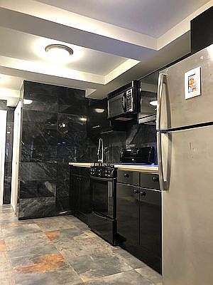 4th image of 2224 41st St