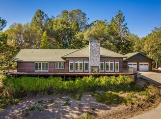 1010 Meadow Oaks Dr, Auburn, CA 95602