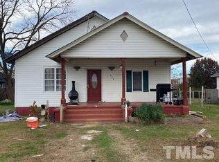 408 W F St, Erwin, NC 28339