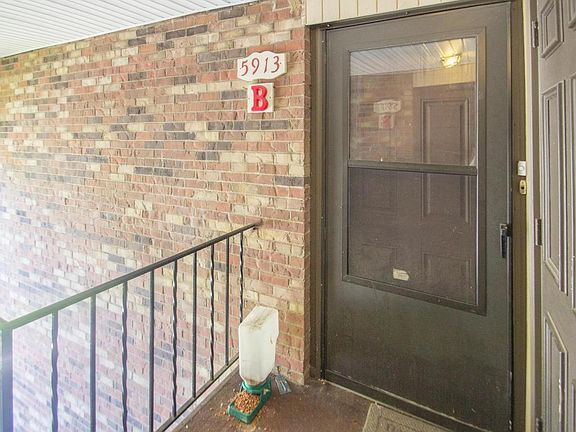 3rd image of 5913 Hallworth Ct #B