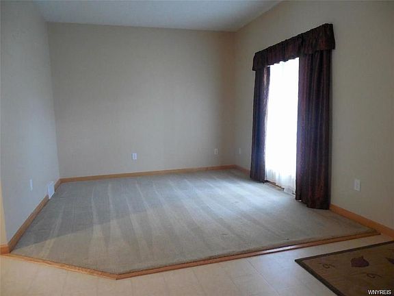 3rd image of 41 Newcastle Dr