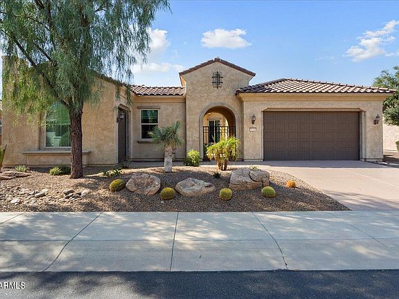3rd image of 21248 N 262nd Lane