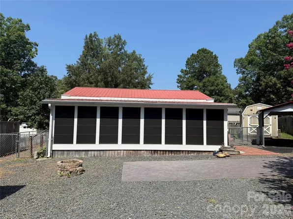 106 Anchor Ct #H93, Mount Gilead, NC 27306