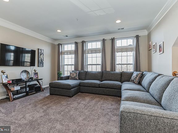 3rd image of 1813 Wheyfield Dr #10-B