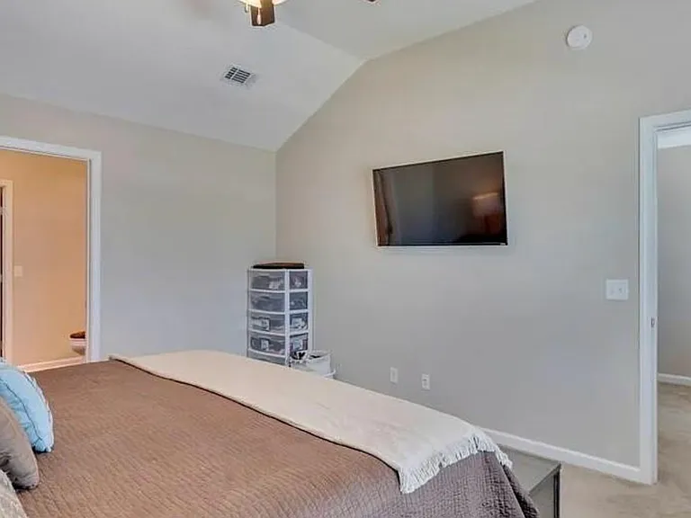 1283 Windrow Dr — Photo 8