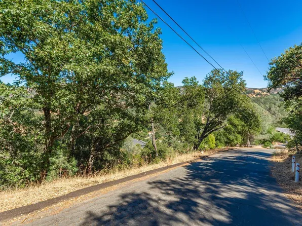 Zinnia Ln, Napa, CA 94558