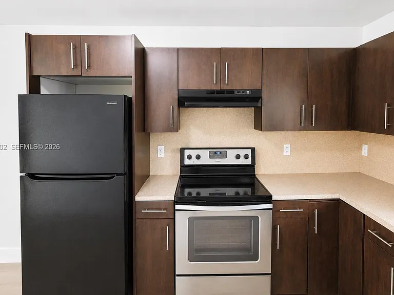 13 S Royal Poinciana Blvd #24 — Photo 2