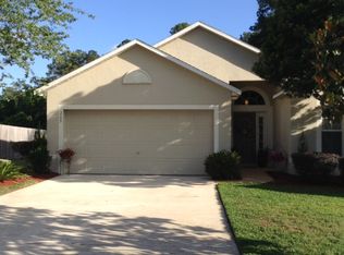 265 Pine Bluff Dr, Kingsland, GA 31548