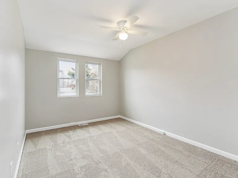 4804 Wrenwood Ave — Photo 13