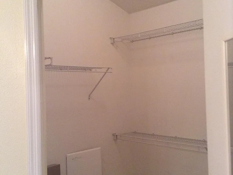 Master walkin closet
