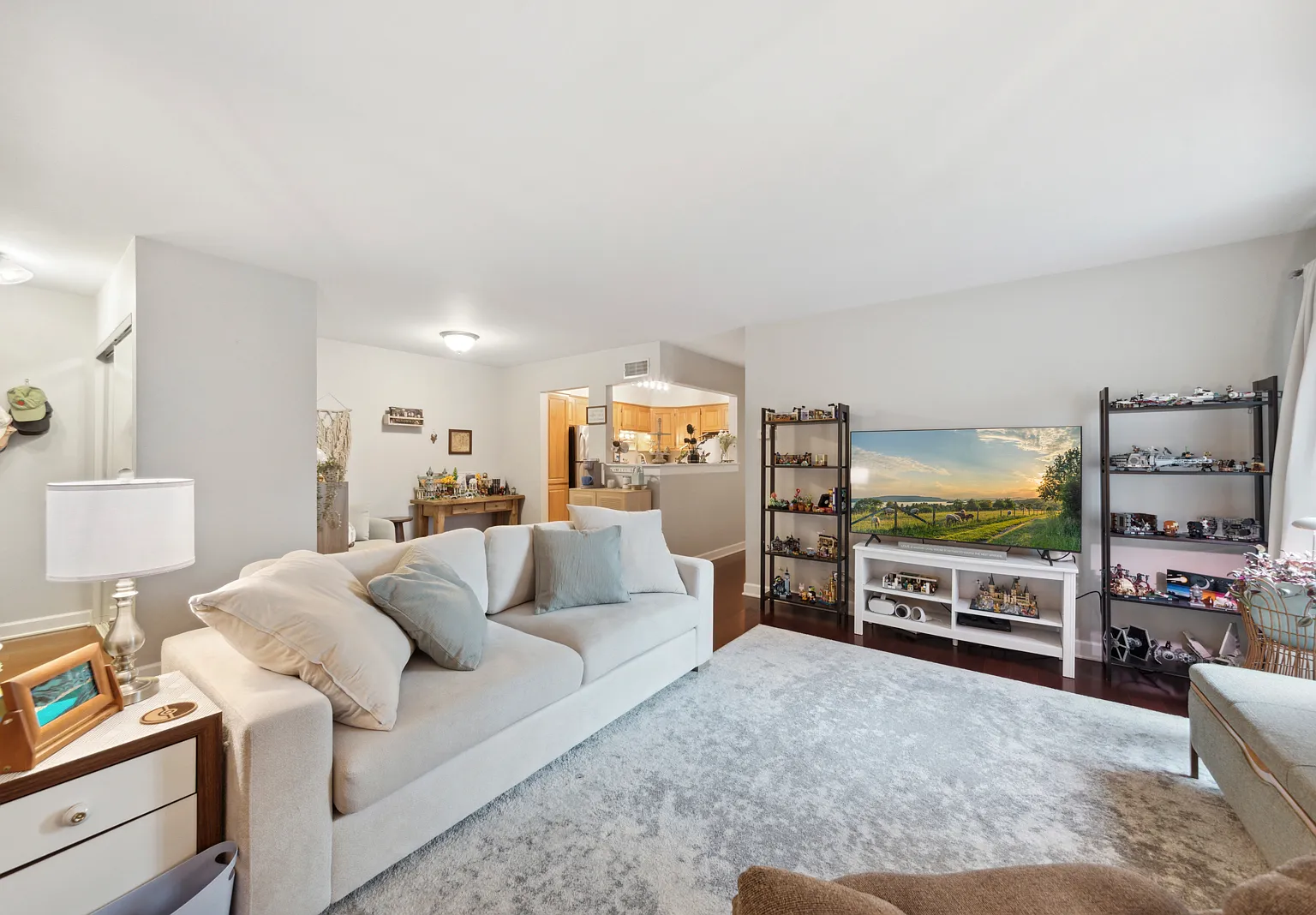 2 bed, $1,950 — Photo 3