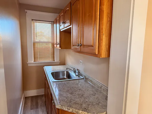 49 William St #2, West Haven, CT 06516