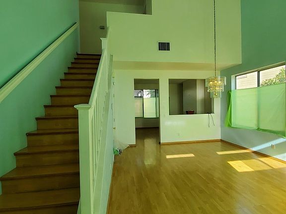 3rd image of 238 Cannikin Ct