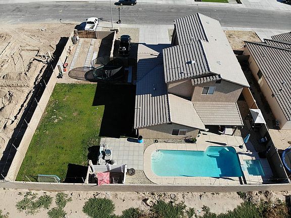 2nd image of 3648 W 36th St