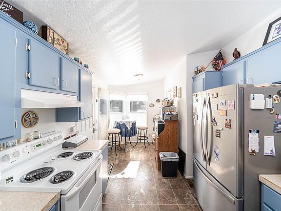 5th image of 686 Lonetree Ln