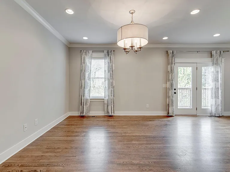 1514 Kirkwood Ave — Photo 13