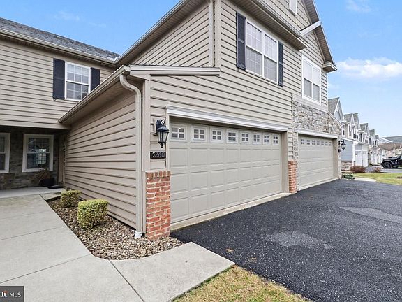 2nd image of 5260 Mendenhall Dr
