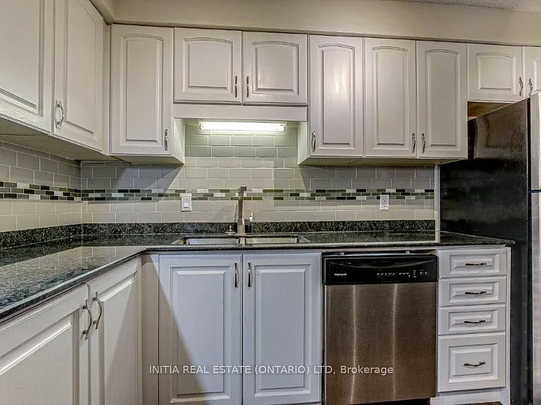 363 Colborne St #2404 — Photo 5