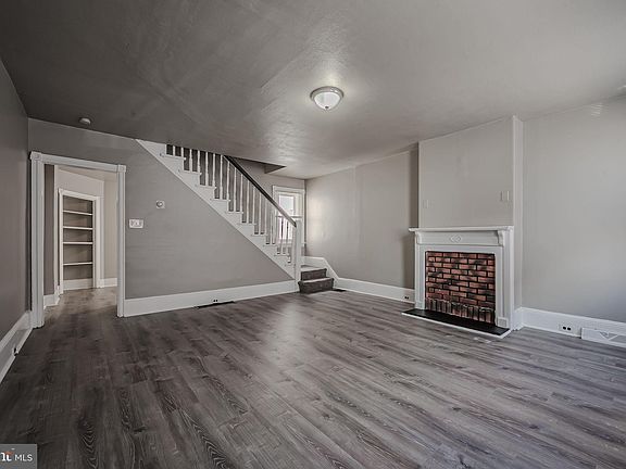 4th image of 406 Porter St