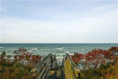 2nd image of 2554 Lakeshore Dr