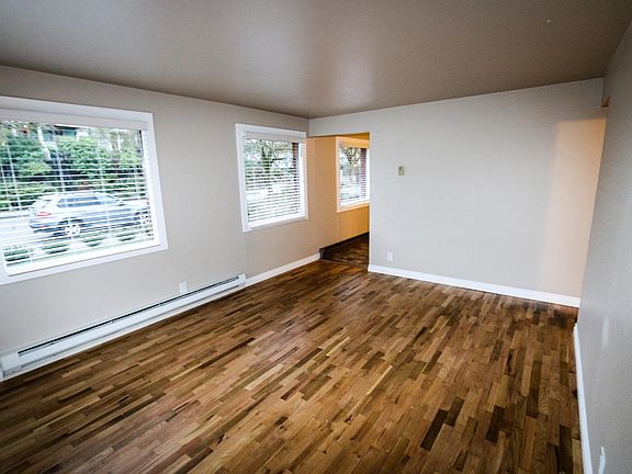 2nd image of 711 N I St APT 7