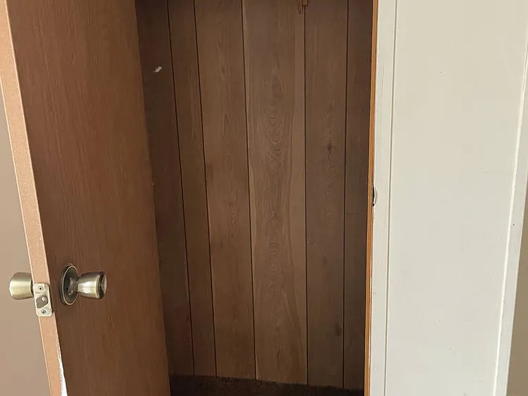 204 Farrell St — Photo 18