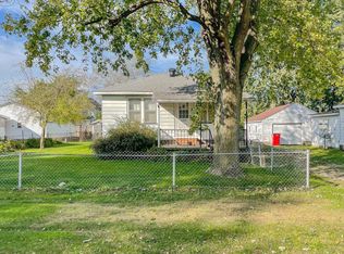 2303 N 2nd St, Champaign, IL 61822