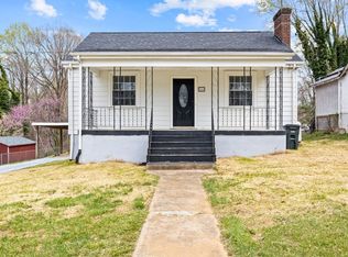 546 Pine Dr, Lynchburg, VA 24503