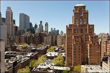 3rd image of 175 E 62nd St APT 16A