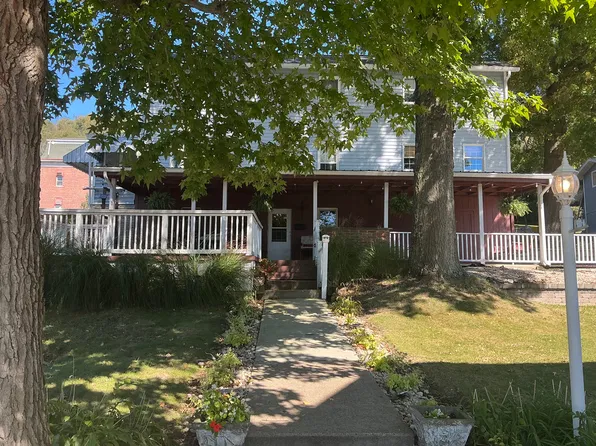 103 S 9th St, West Newton, PA 15089