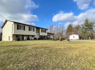 121 Rebel Hill Dr, Augusta, WV 26704