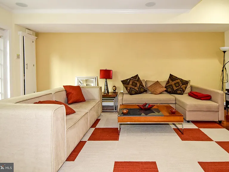 5153 Westbard Ave #15 — Photo 32