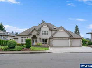 894 Creekside Dr SE, Salem, OR 97306