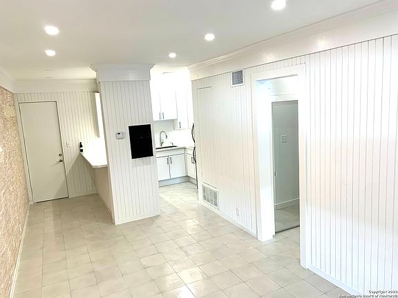 3rd image of 7711 BROADWAY #23B