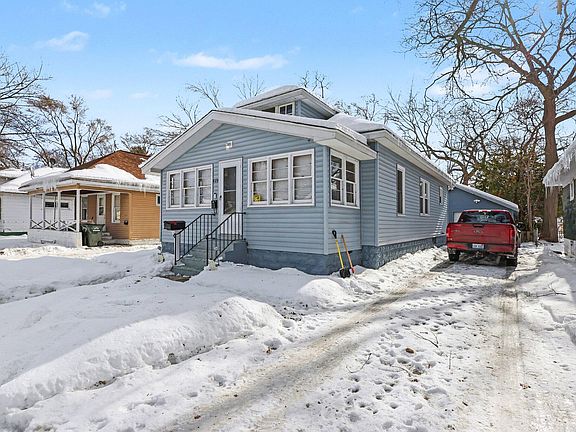 2nd image of 889 Fleming Ave