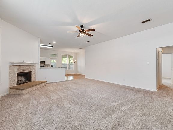 5th image of 104 Goldeneye Ln