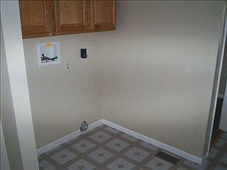 4th image of 31 Cedar Dr