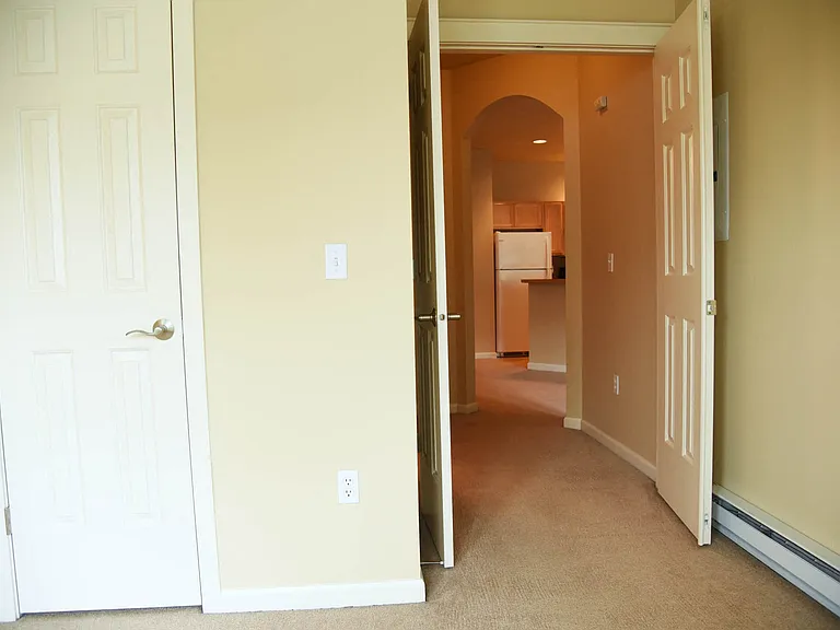 Artisan Apartments — Photo 41