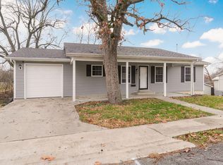 317 S West St, Mount Vernon, MO 65712