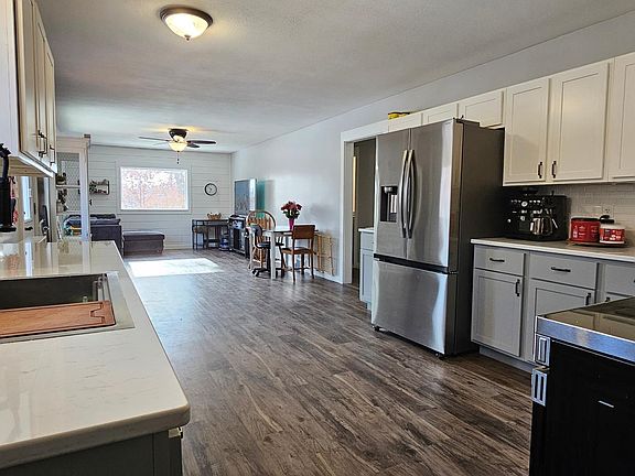 5th image of 15947 Beaver Dam Rd