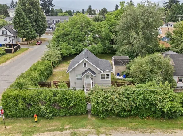 46028 King Ave, Chilliwack, BC V2P 3B4