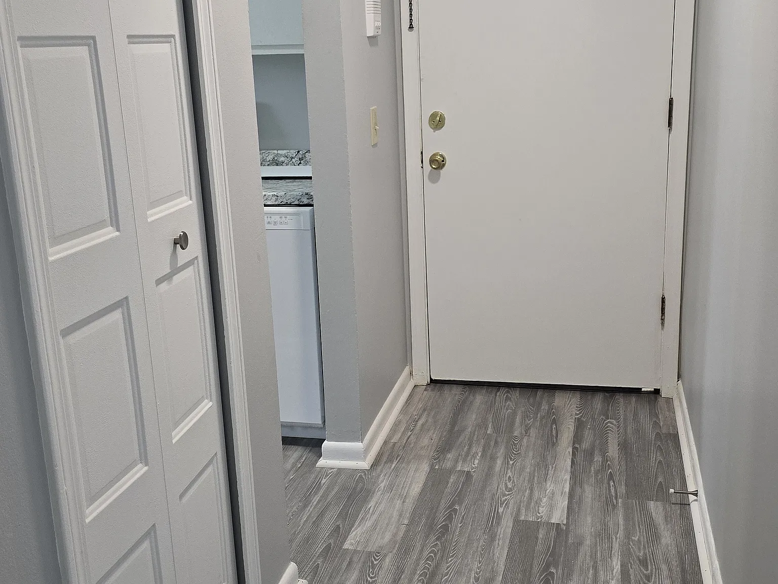 1 bed, 750 sqft, $900 — Photo 1